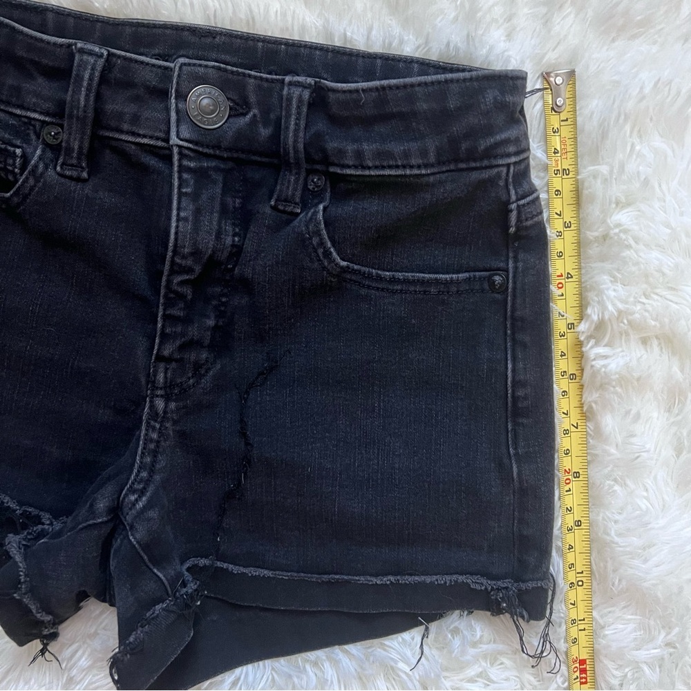 American Eagle Black Hi-Rise Shortie Denim Shorts - Picture 6 of 6